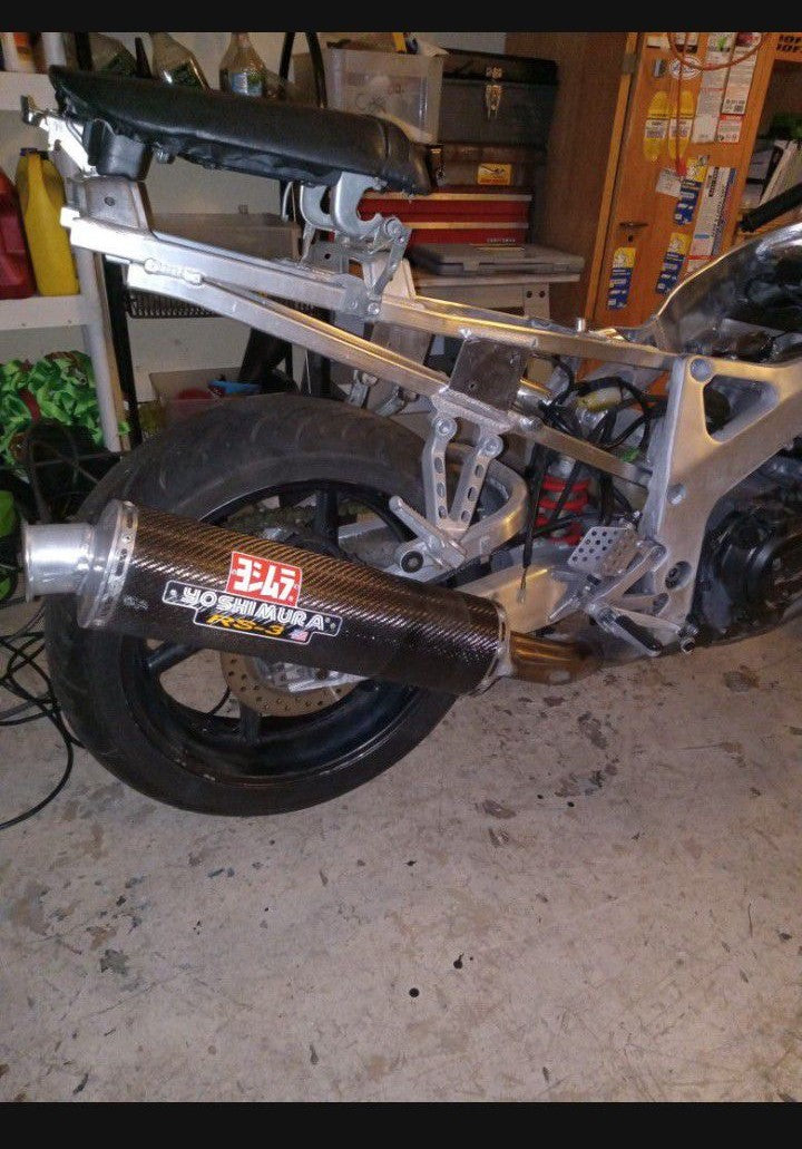 98 Honda CBR900RR 900RR CBR 900 RR Parts Bike / Mechanics Special Read Description