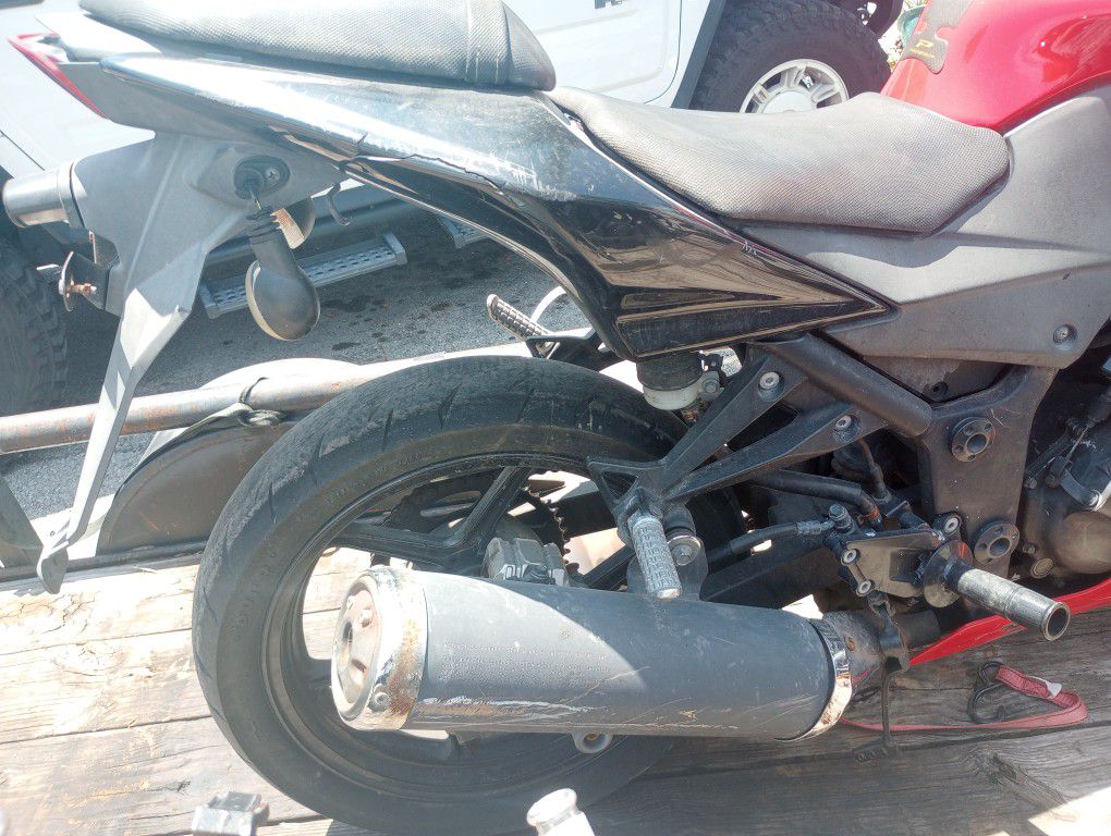 SOLD SOLD 2012 Kawasaki Ninja 250 EX250 Parts Bike / For Export Certificate Of Destruction Title Finance Available