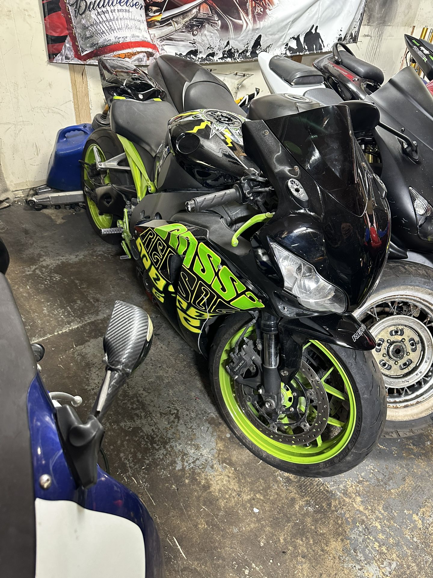 SOLD - 2009 Honda CBR 1000 CBR1000RR - Nice! - Honeycomb Wheels Financing Available