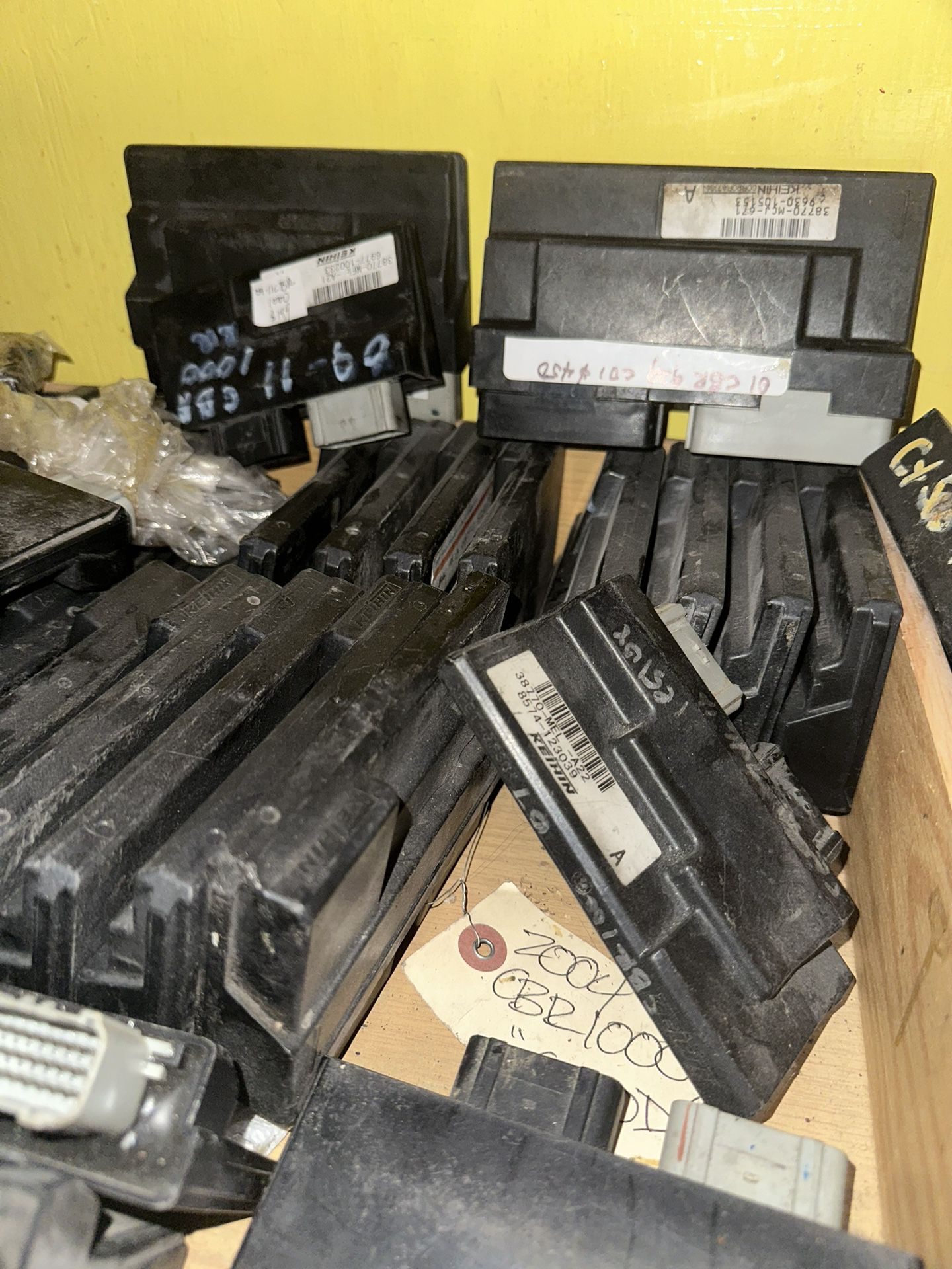 Honda Suzuki Yamaha Kawasaki CDI's ECU ECM TONS in stock - what do you need