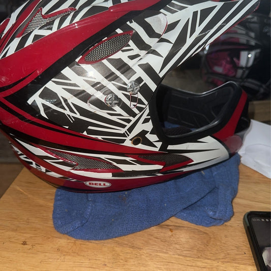 Medium Bell Dirt Bike Helmet Dirtbike Used