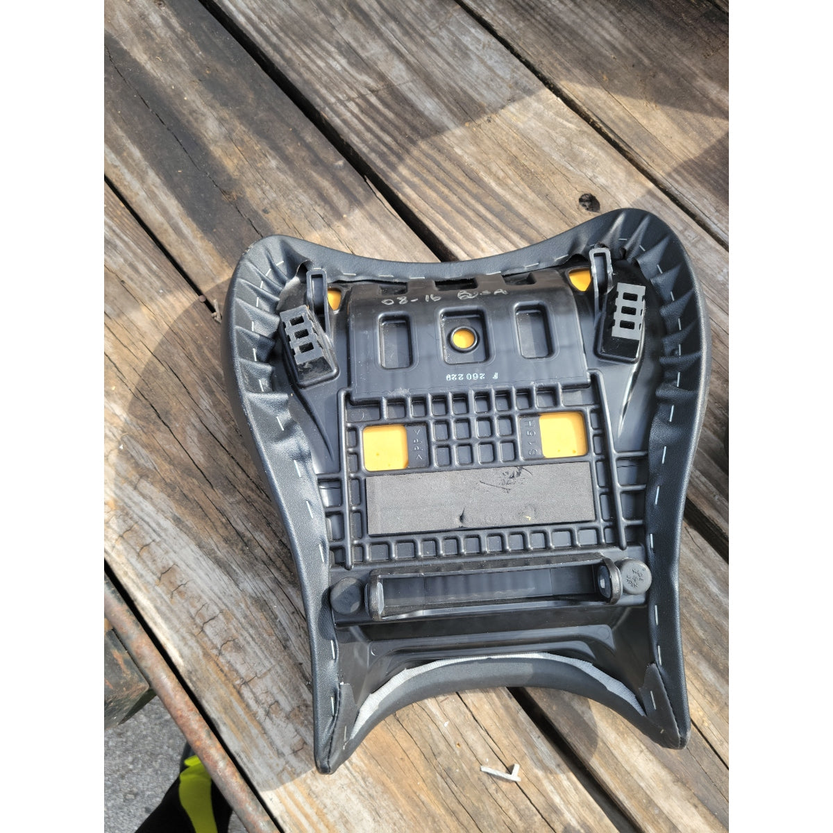 08 - 16 Suzuki Hayabusa Front Driver Seat Busa GSX1300R GSX 1300 R - Nice