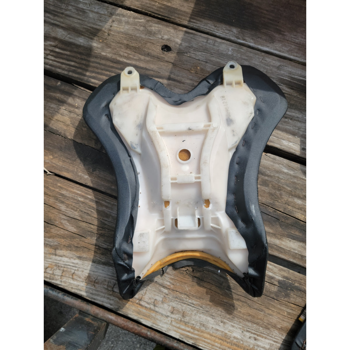 04 05 06 Yamaha R1 Front Driver Seat Pillion YZF1000 YZF 1000