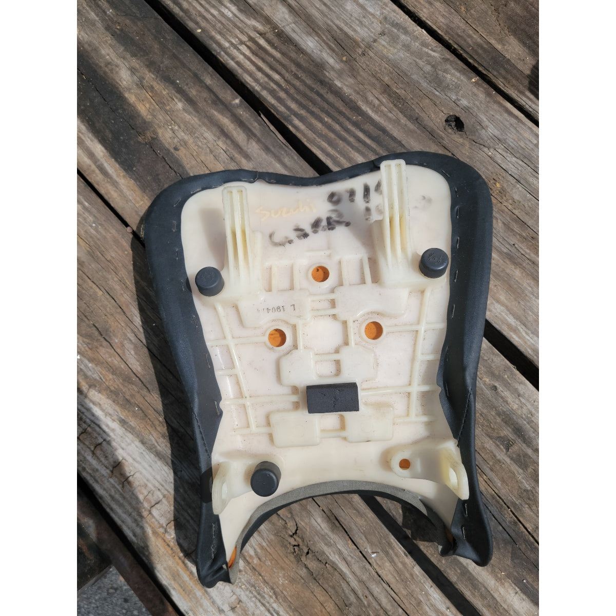 2007-2008 Suzuki GSXR1000 GSXR 1000 Front Driver Rider Seat Pad Pillion