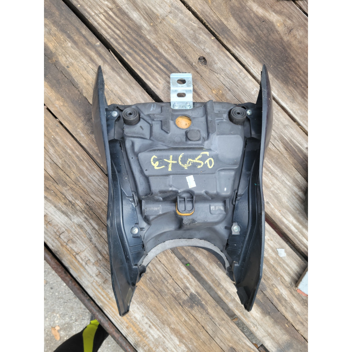 12-16 Kawasaki Ninja 650 Ninja650 Front Driver Rider Seat Pad Seat Side Plastic EX650 EX