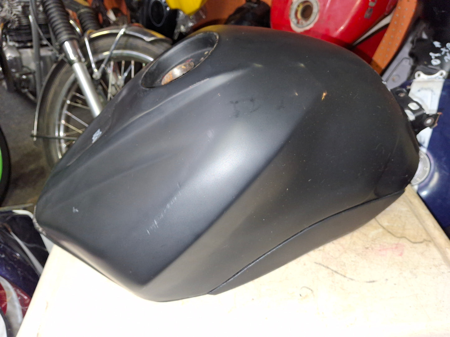 SOLD SOLD 03 - 05 Yamaha R6 06-09 R6S Gas Fuel Petrol Tank