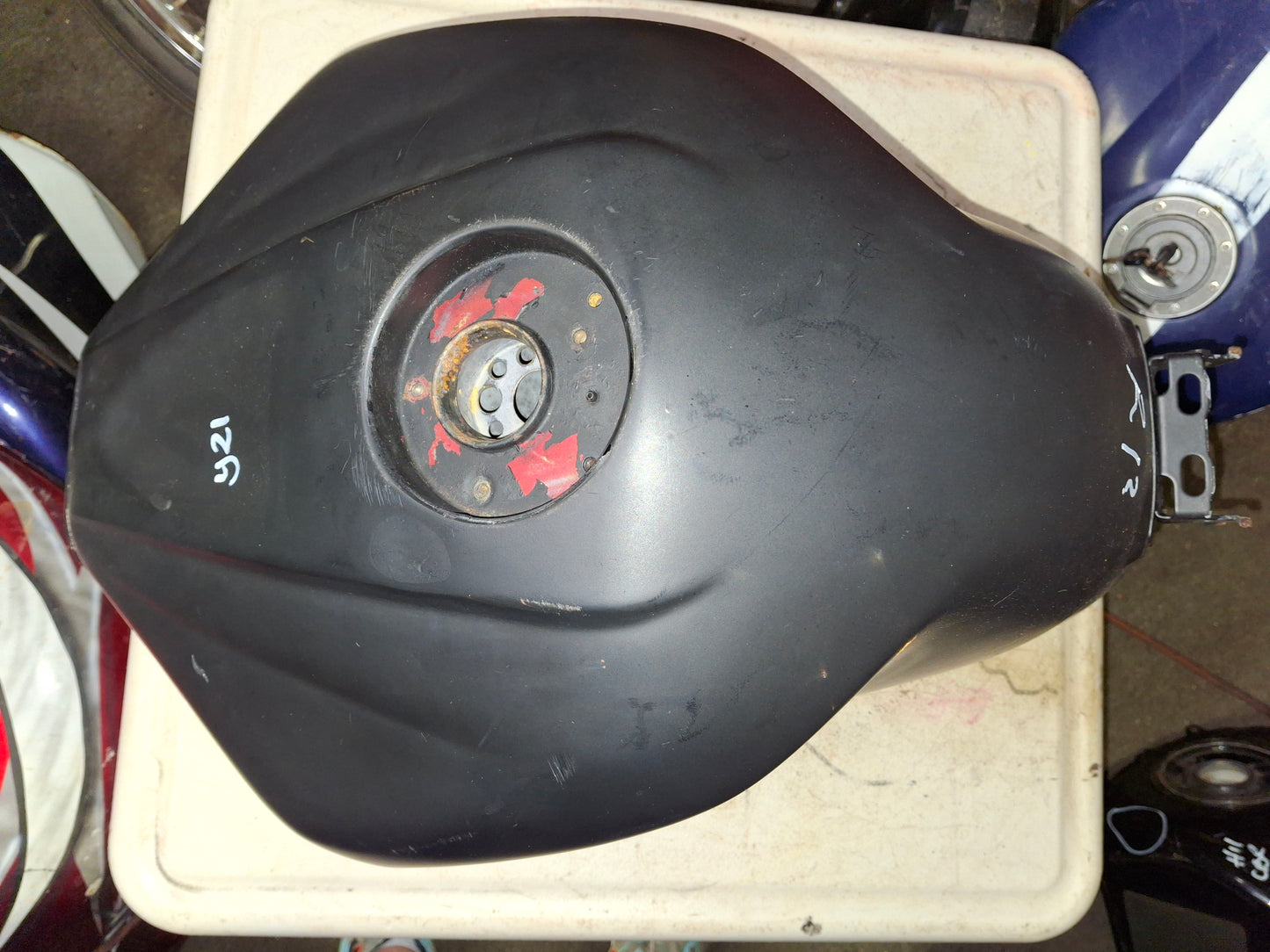 SOLD SOLD 03 - 05 Yamaha R6 06-09 R6S Gas Fuel Petrol Tank