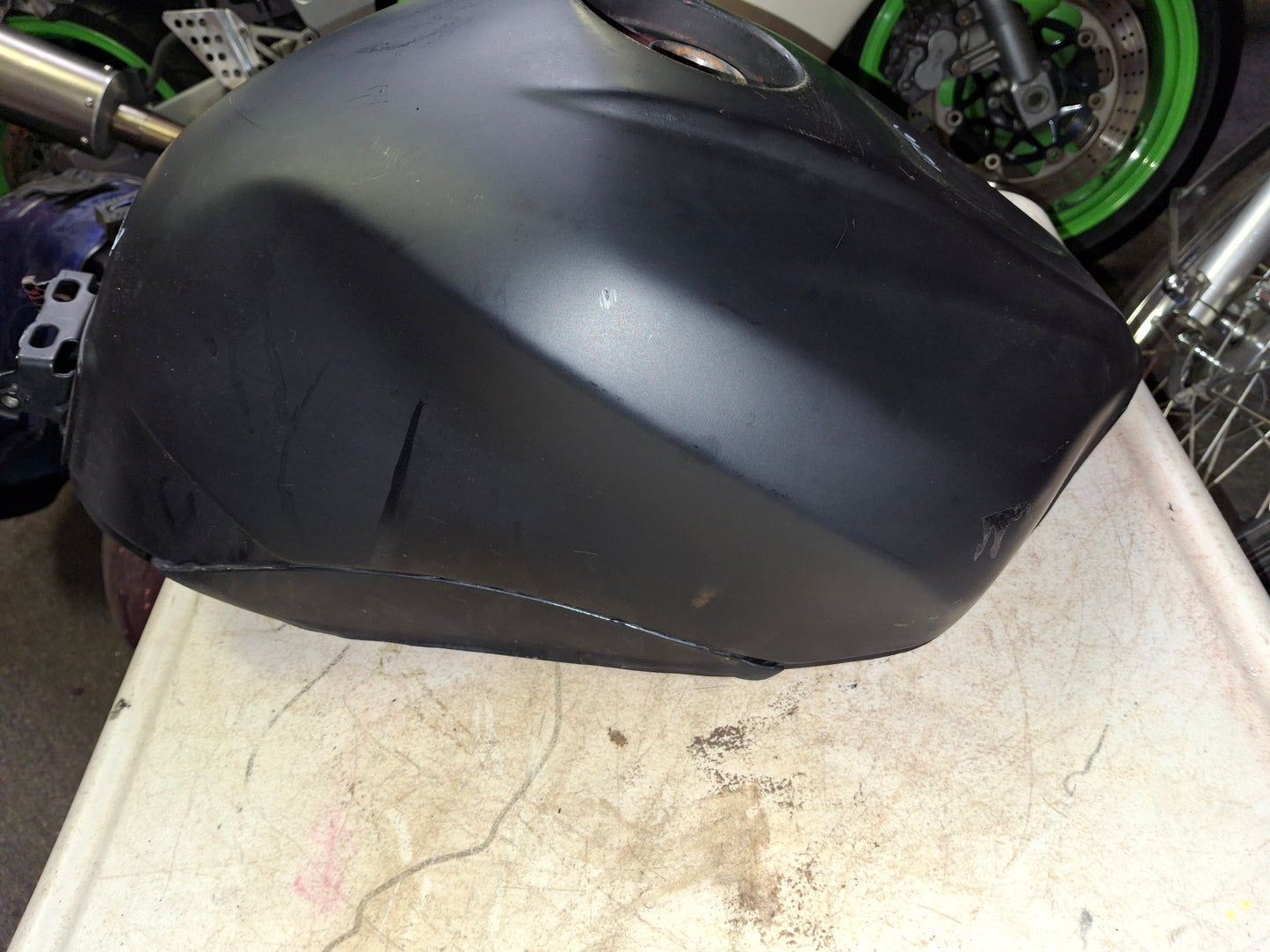 SOLD SOLD 03 - 05 Yamaha R6 06-09 R6S Gas Fuel Petrol Tank
