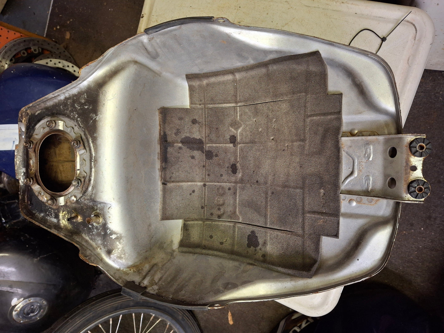 Honda CBR954RR CBR 954 954RR Gas Fuel Petrol Tank