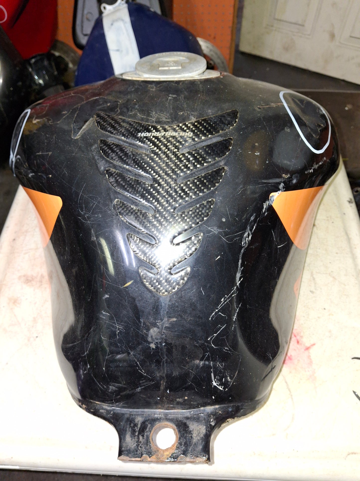 98 99 Honda CBR900RR CBR919RR Gas Tank Fuel Petrol Cell 919 900RR