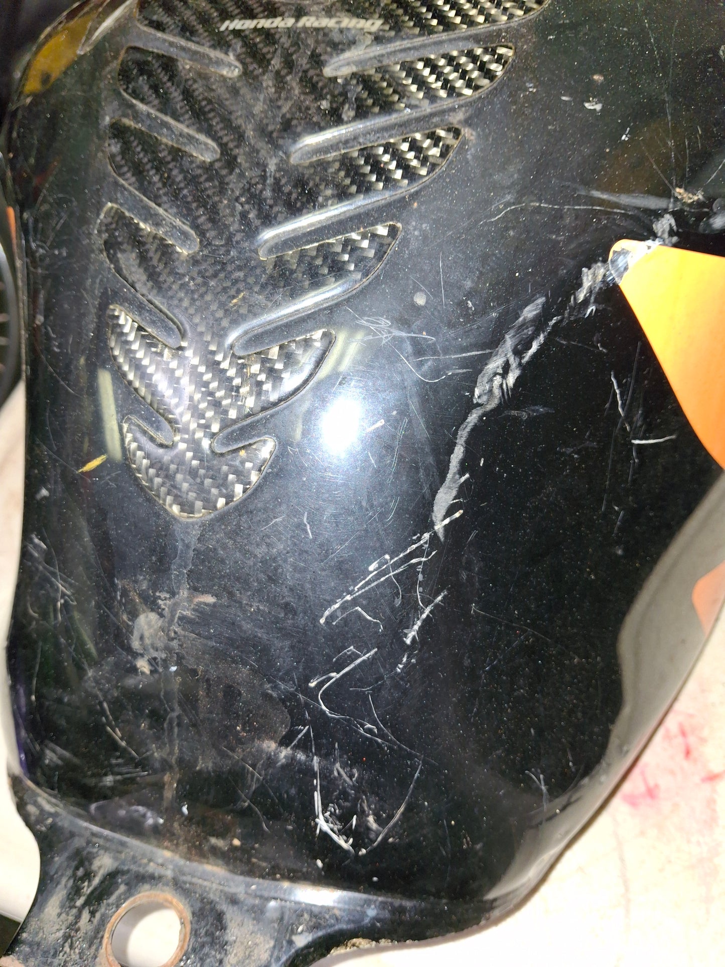 98 99 Honda CBR900RR CBR919RR Gas Tank Fuel Petrol Cell 919 900RR