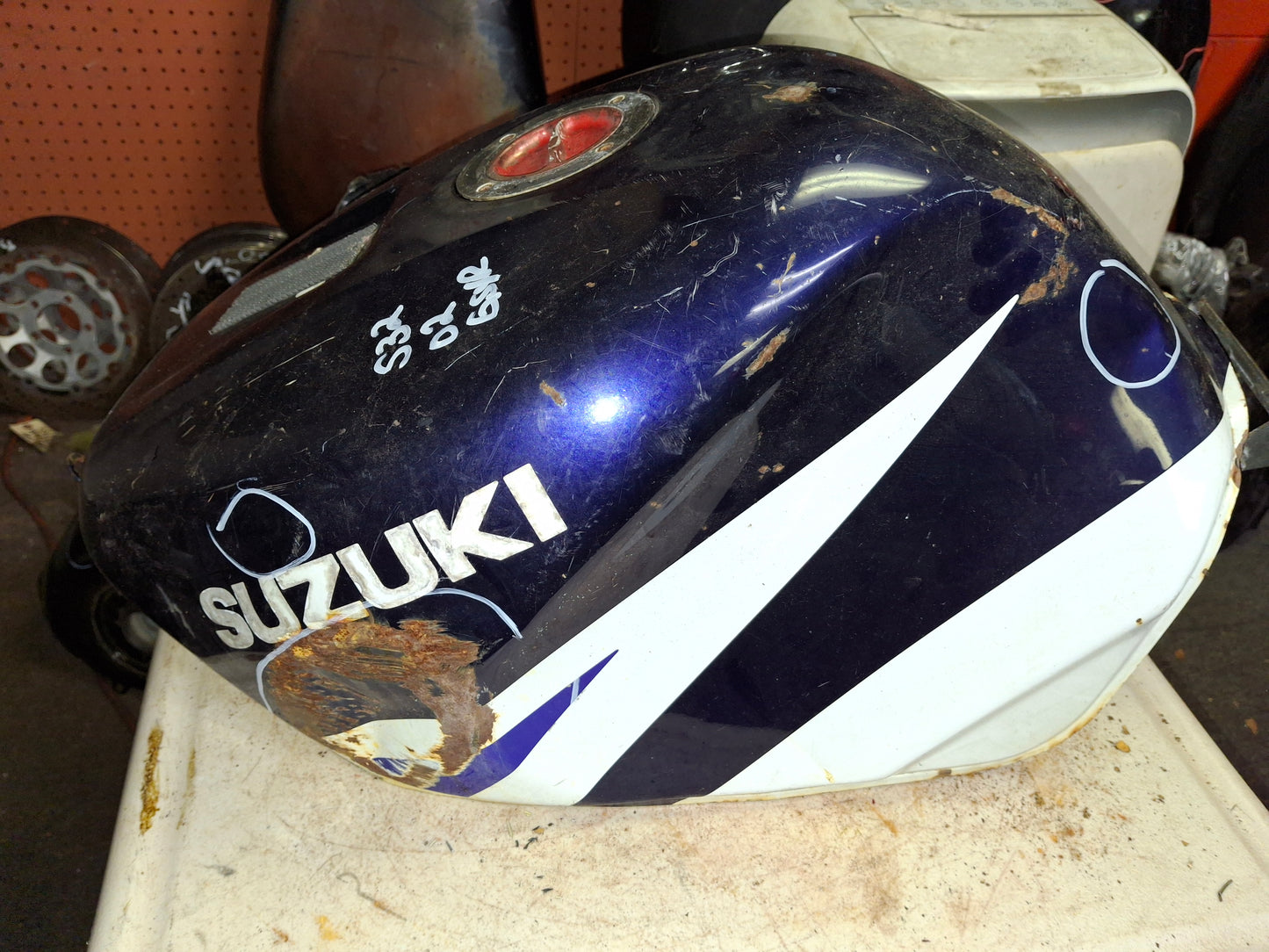 Suzuki GSXR 600 750 1000 Gas Fuel Petrol Tank Cell 00-03 GSXR750 01-03 GSXR600
