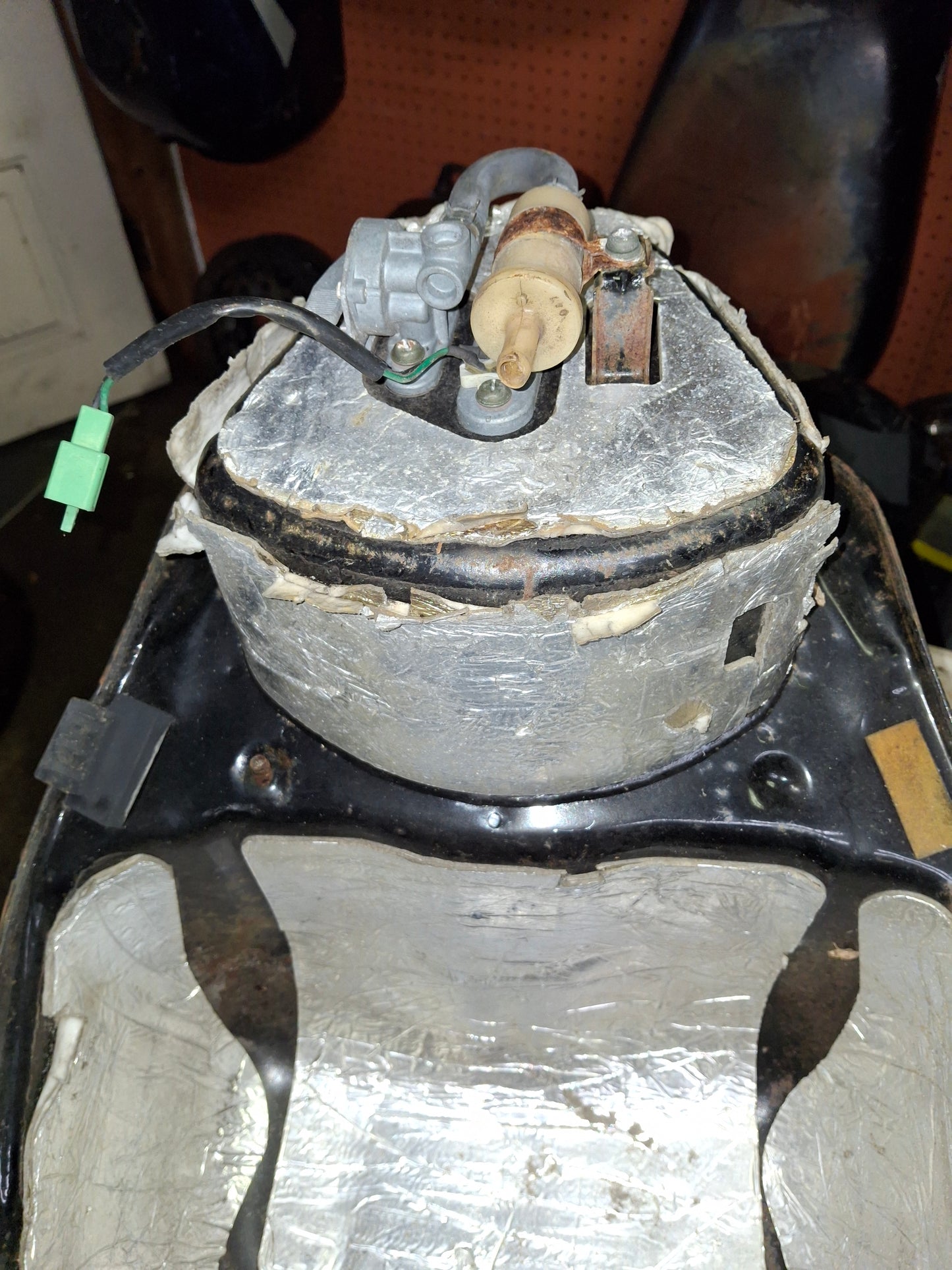 Yamaha YZF 600 Gas Tank Fuel Petrol Cell Reservoir YZF600