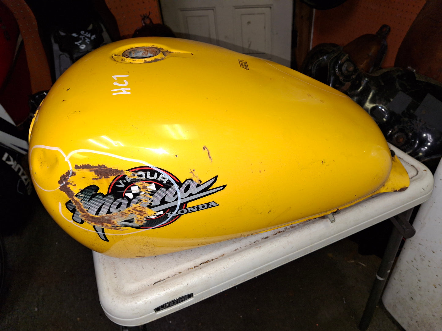 SOLD SOLD 96 Honda Magna 750 V-Four Gas Tank Fuel Petrol Cell