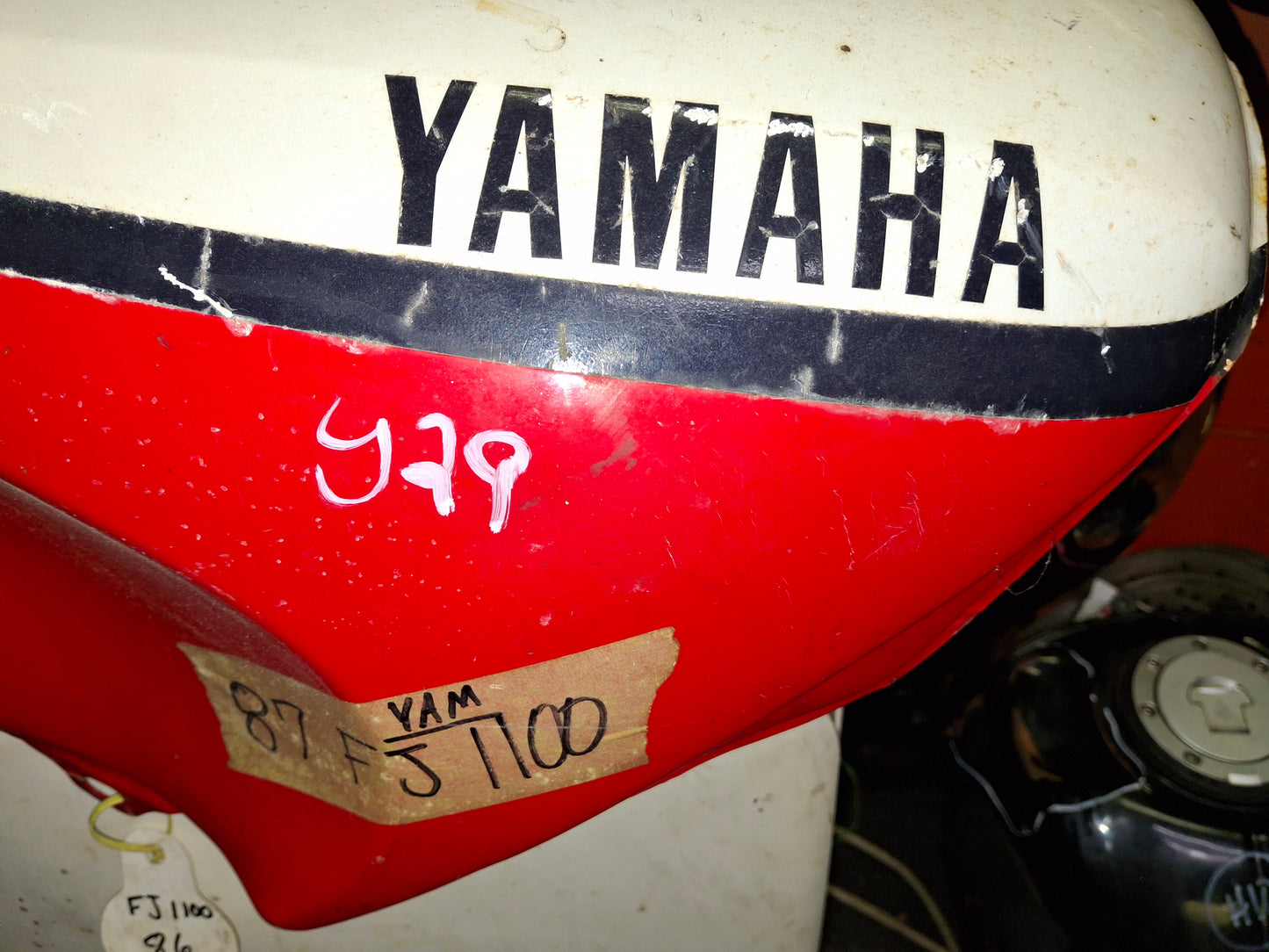 1987 Yamaha FJ1200 FJ1100 Gas Fuel Tank Free Shipping