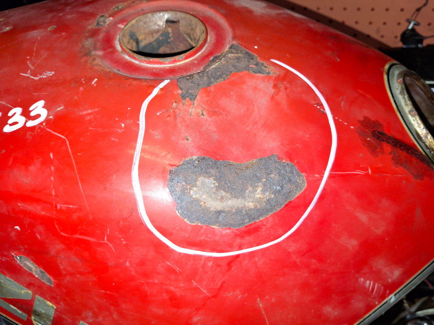 86 Suzuki GS650 GS 650 Katana Gas Tank Fuel Petrol Cell