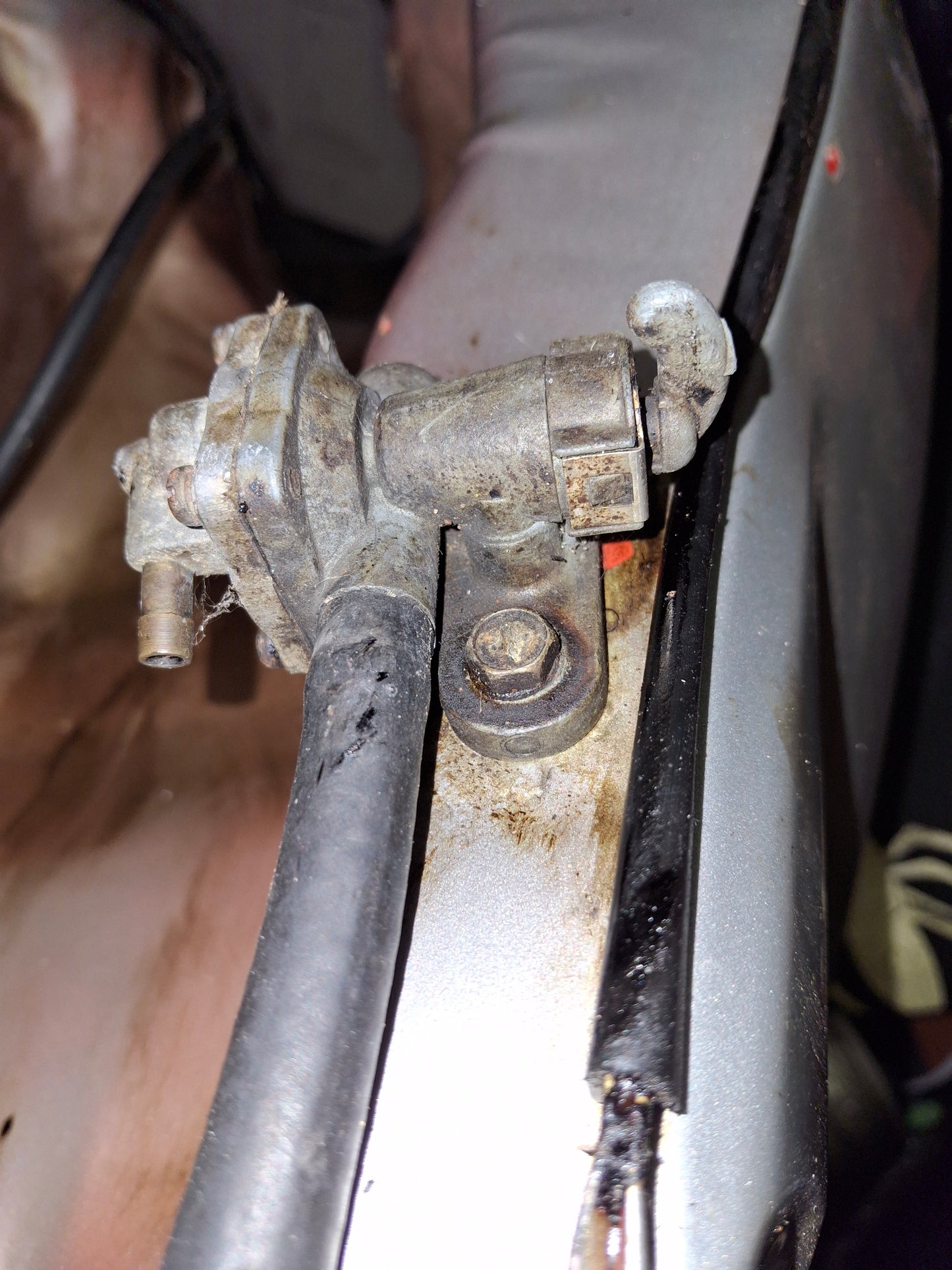 86 Suzuki GS650 GS 650 Katana Gas Tank Fuel Petrol Cell