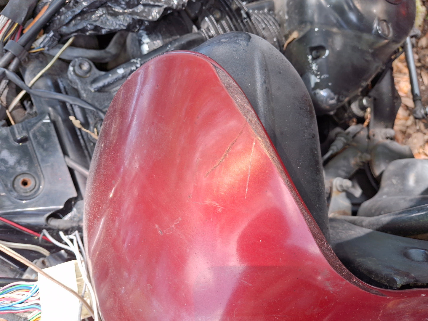 07 Yamaha Royalstar Venture Left Lower Fairing Cowl XV1300 Royal Star