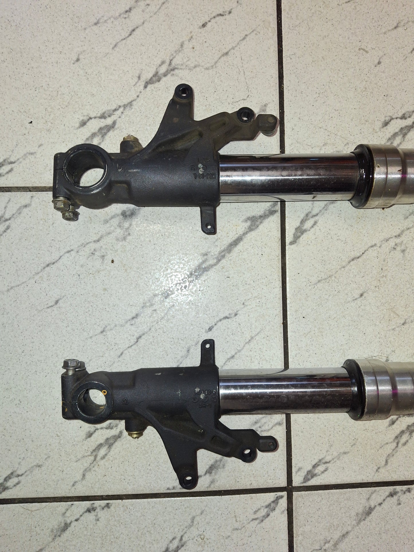 Honda CBR929RR 929 Front Forks Front End Lower Triple Tree Suspension 929RR MCJ