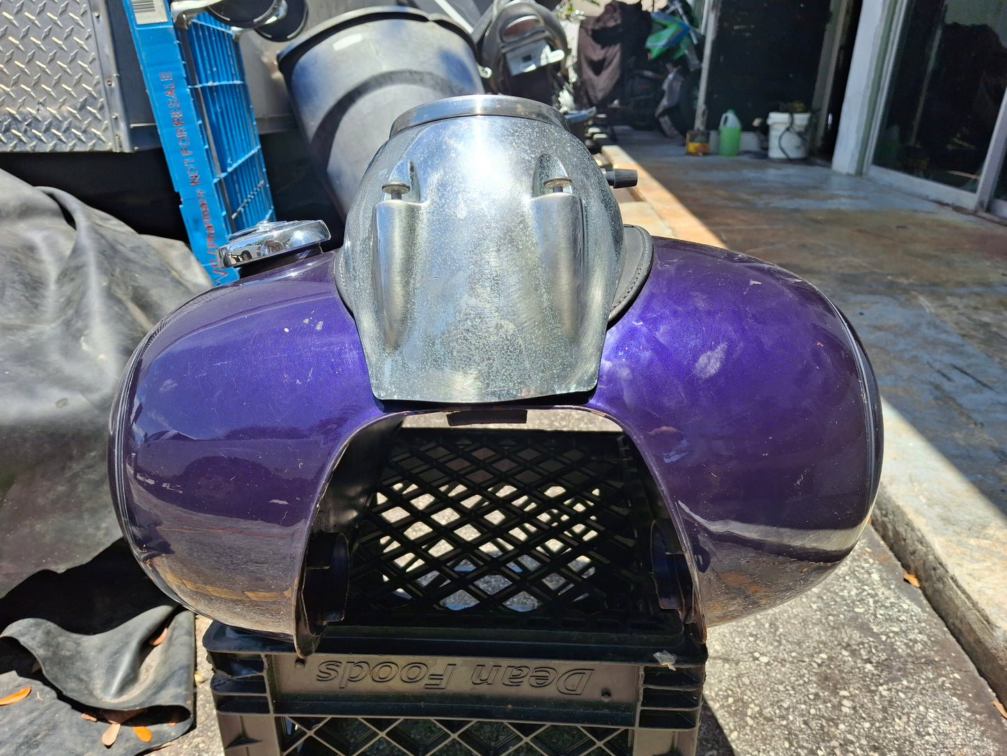 SOLD SOLD Yamaha VStar V-Star 650 XVS650 Gas Tank Fuel Petrol Cell XVS 650