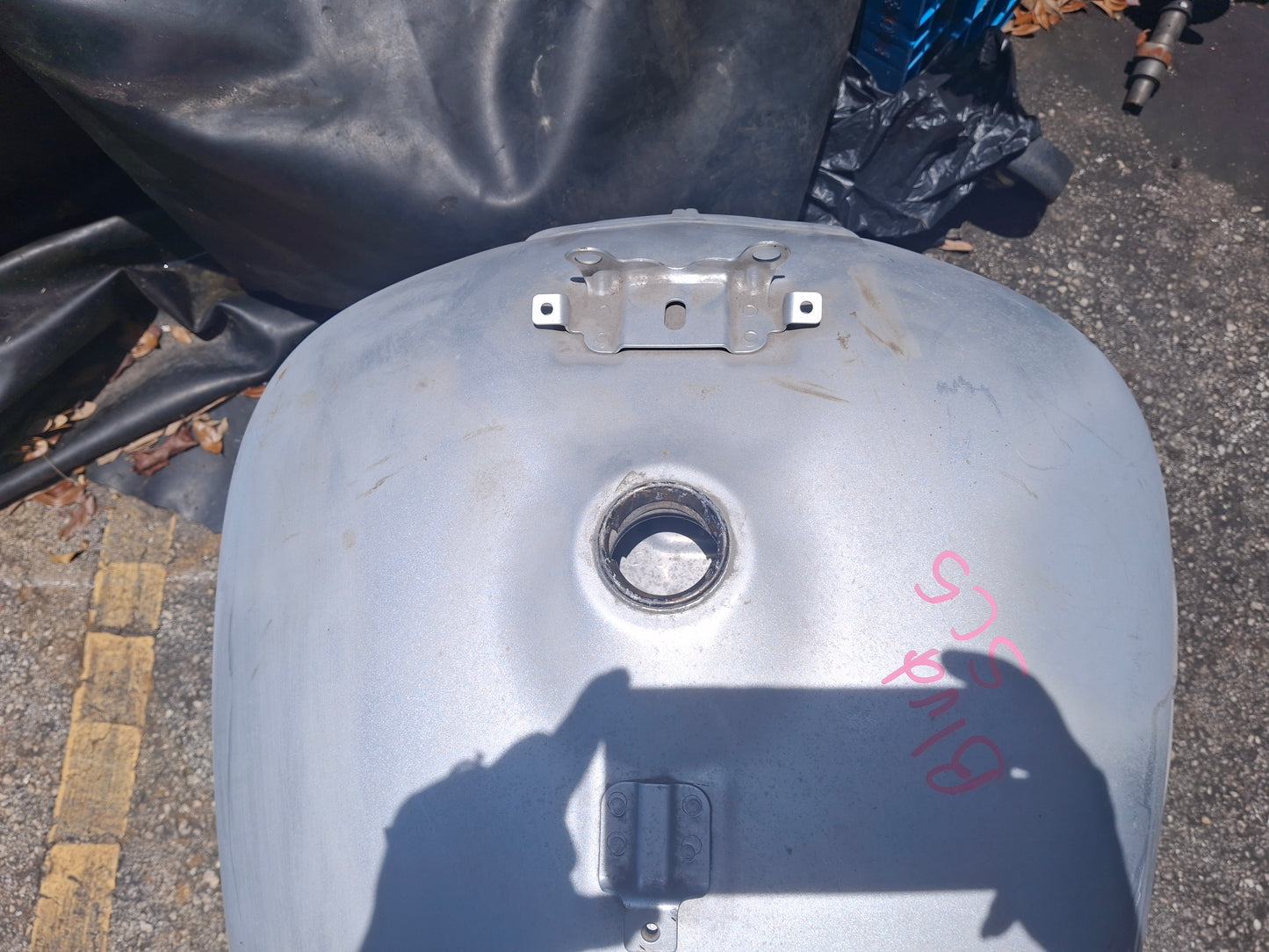 2007 06-09 Suzuki Boulevard Fuel Gas Tank Reservoir Blvd VZR1800 M109R M109