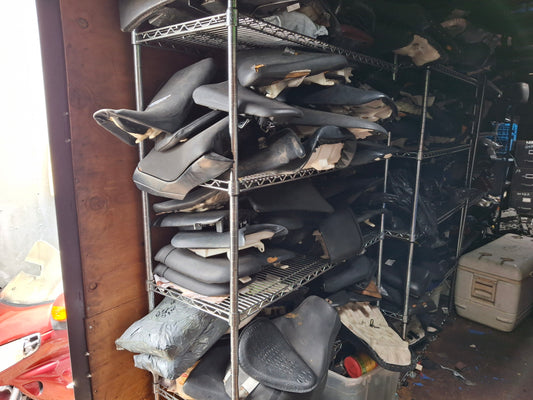 Honda Suzuki Yamaha Kawasaki Harley Seat Front rear Rider Driver Dual Seats Tons In Stock