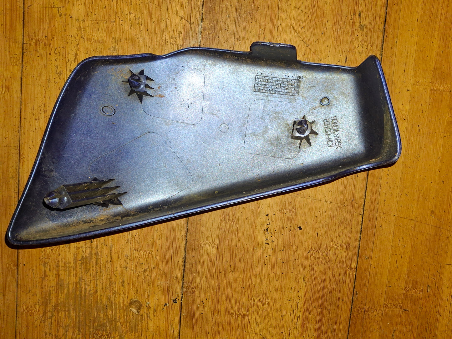 04 Honda VTX1800 VTX 1800 Left Side Cover 83450-MCV 04-08?