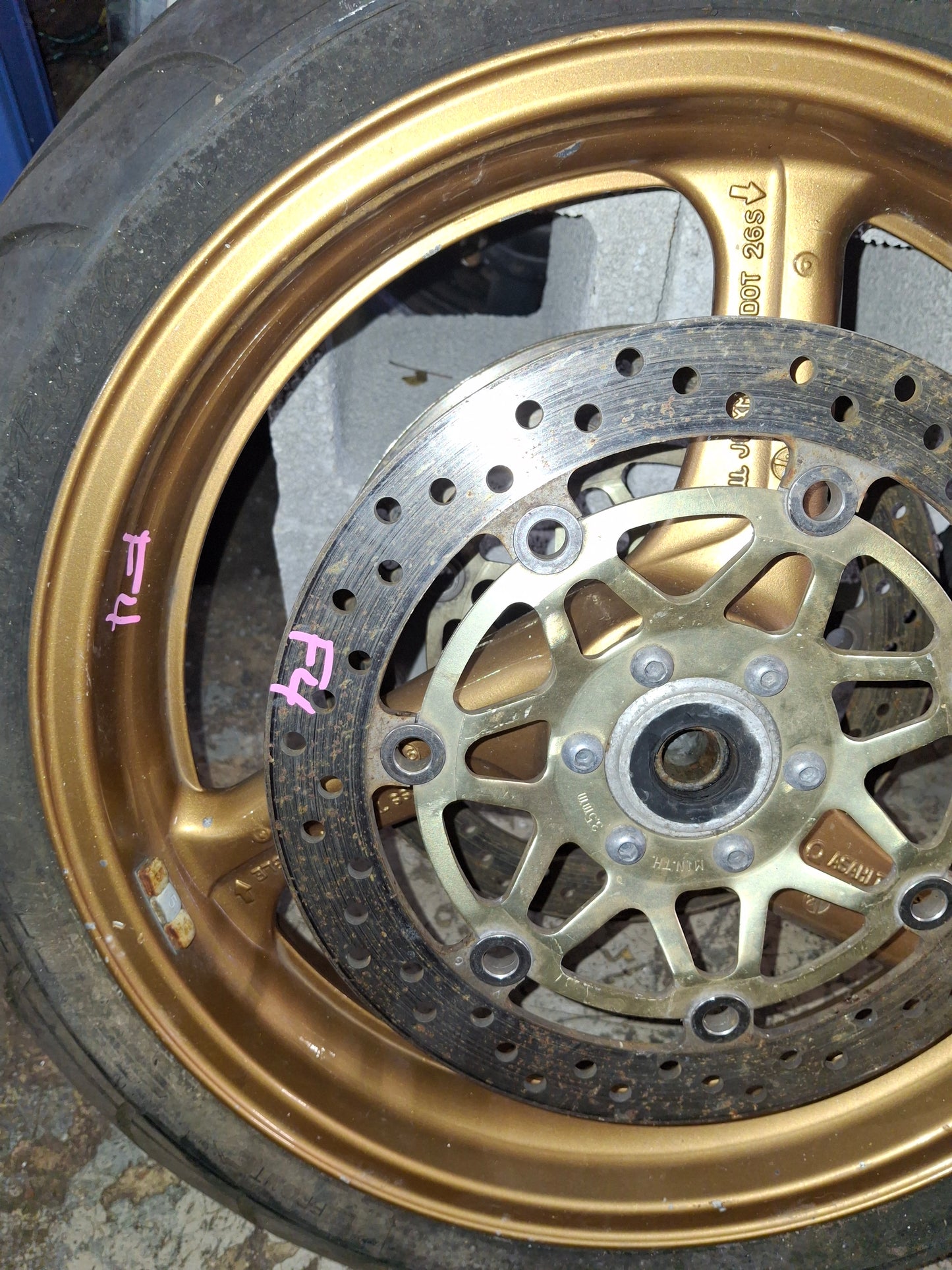 Honda CBR 600 F4 Front Rim & Rotors Wheel Rotor CBR600