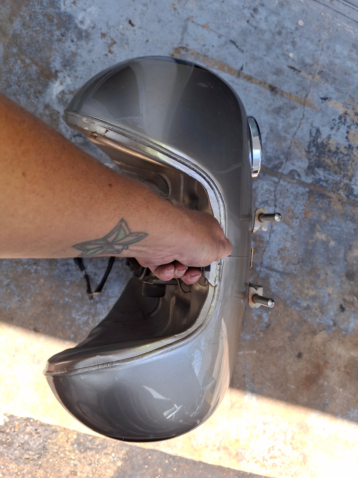 99-08 Kawasaki Vulcan 1500 VN1500 Gas Tank Fuel Petrol Cell Reservoir VN 1500 - Free Ship
