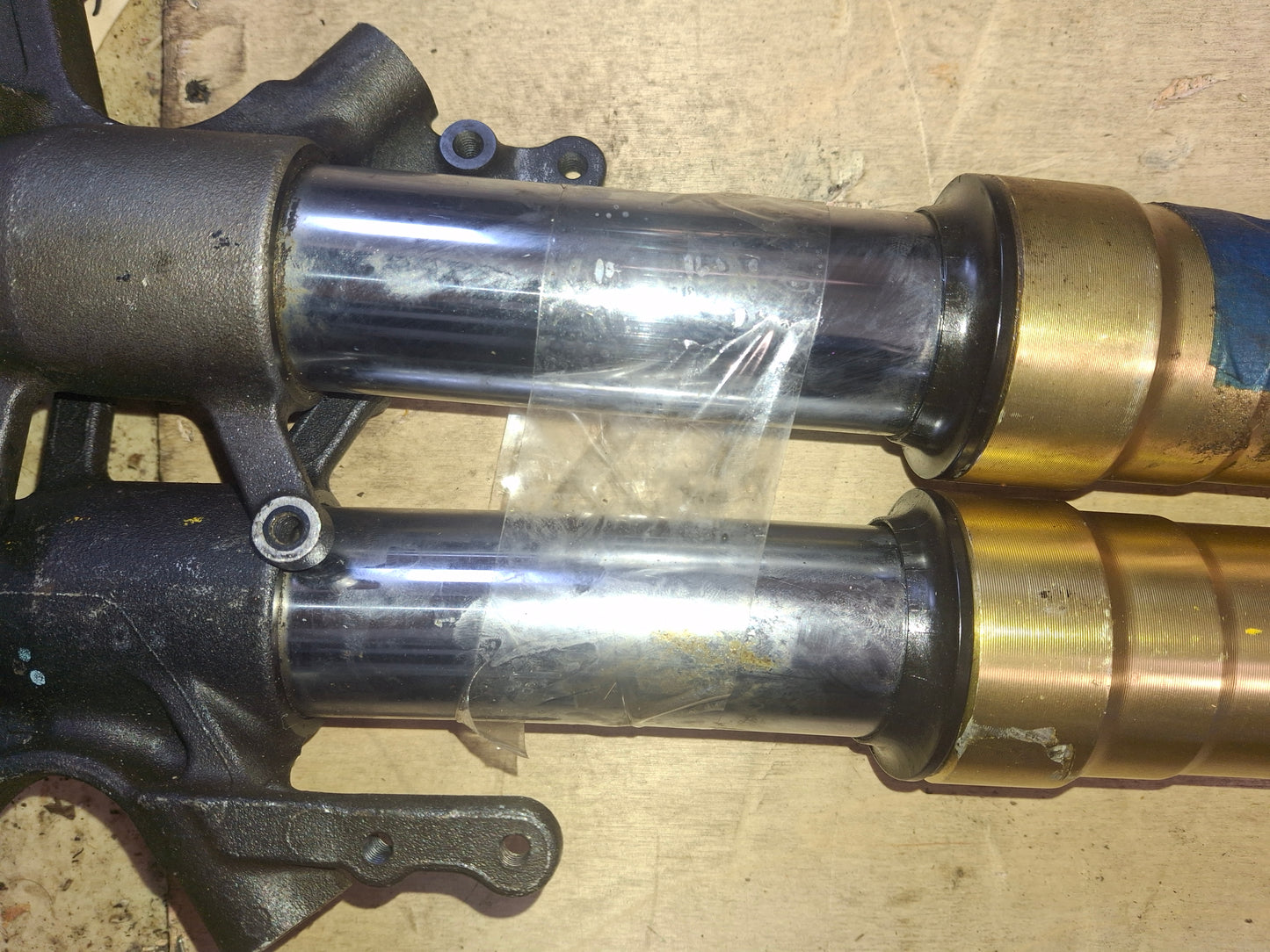 04 05 Suzuki GSXR 600 750 Front Forks Shocks Suspension S3561