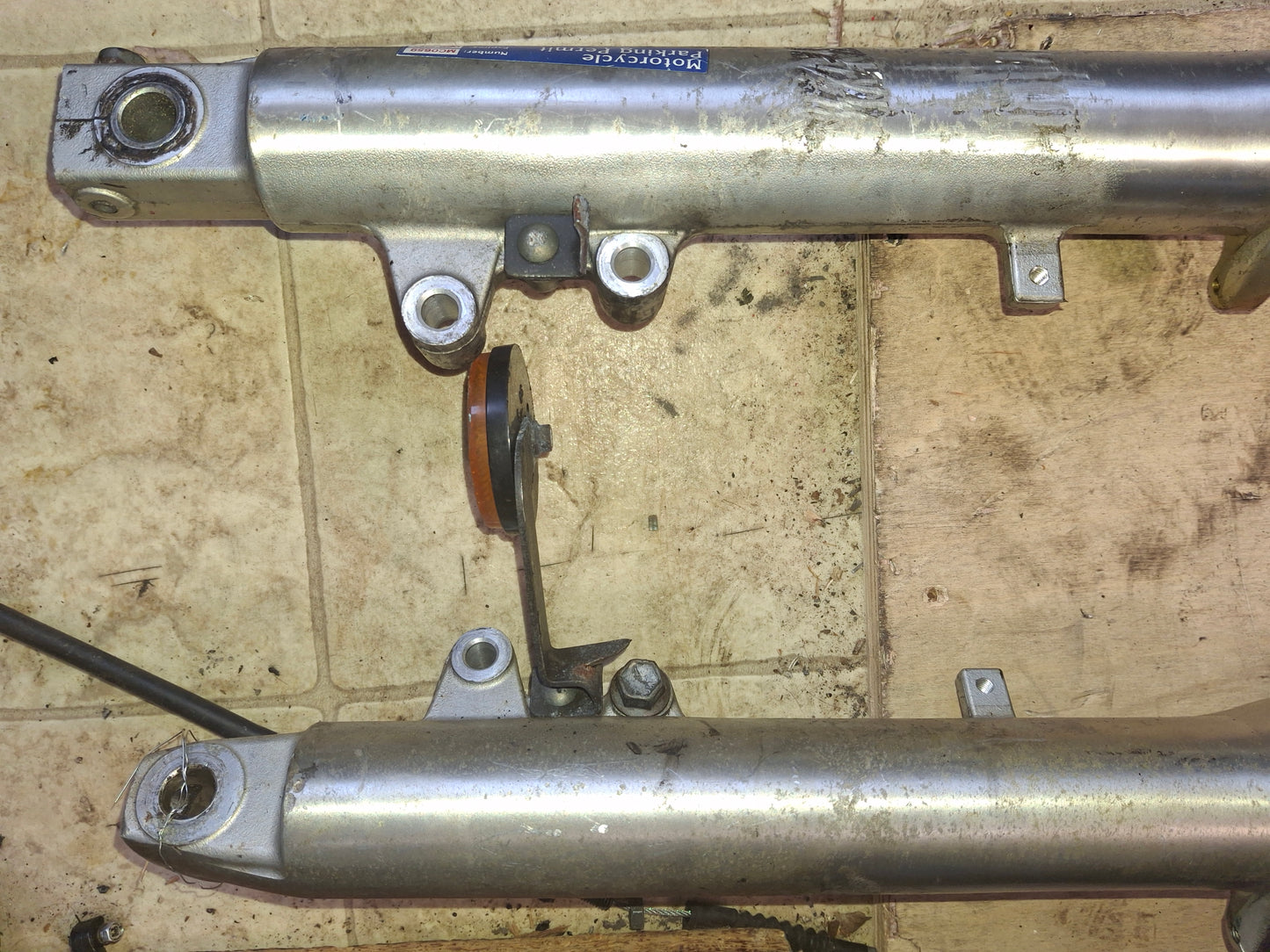 Suzuki Katana 600 750 Front Forks Suspension Shocks Upper Lower Triple Tree GSX