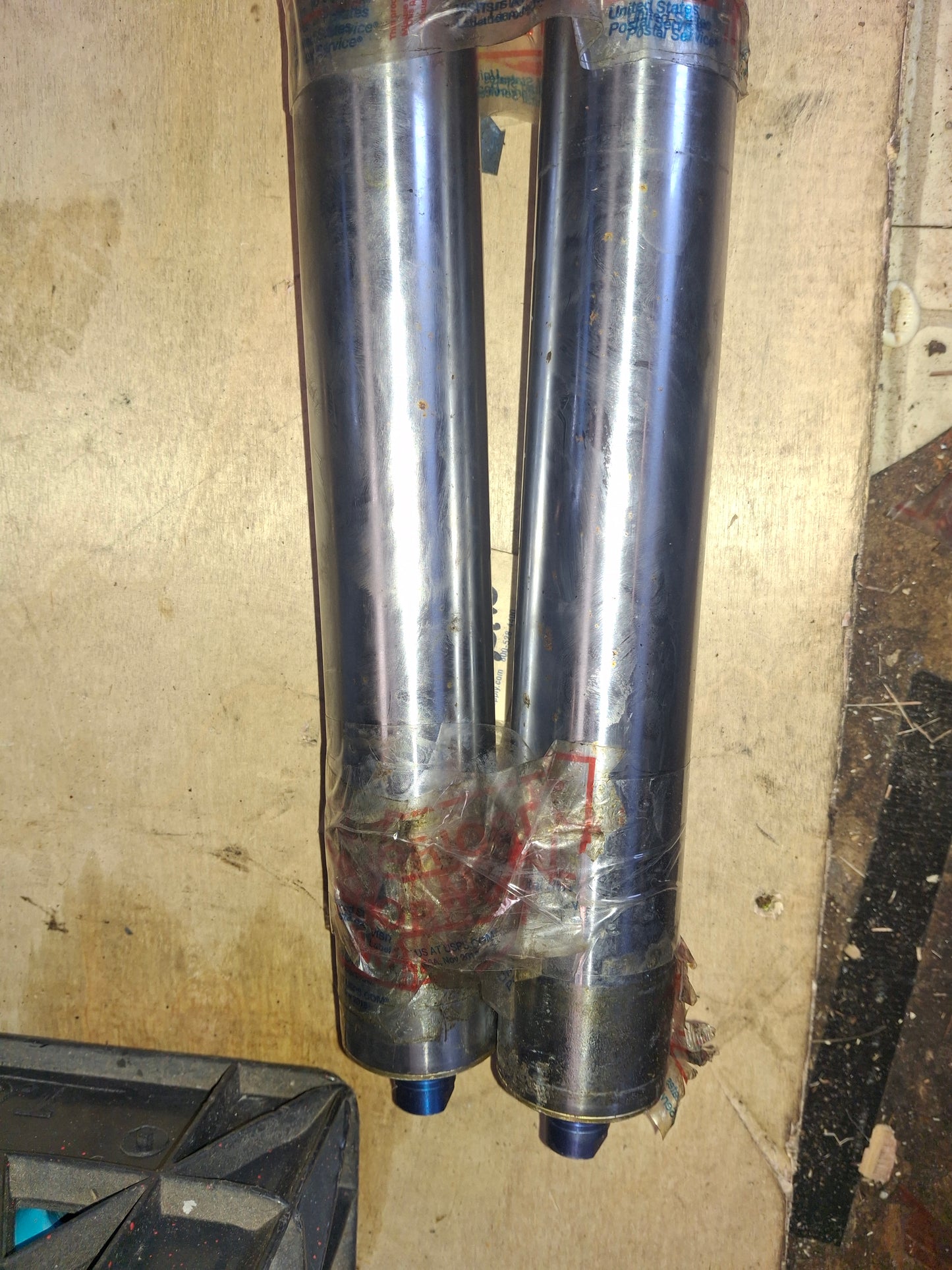 Suzuki 96-99 GSXR 750 97-00 GSXR 600 SRAD Front Forks Suspension Shocks Standard