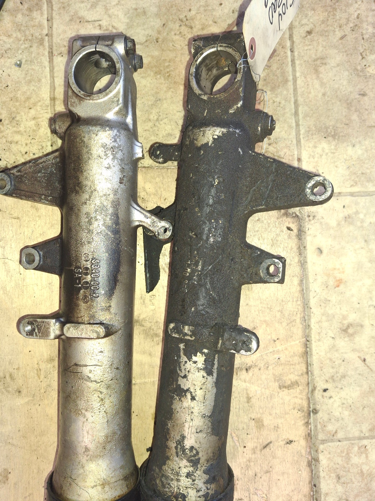 Suzuki 96-99 GSXR 750 97-00 GSXR 600 SRAD Front Forks Suspension Shocks Standard