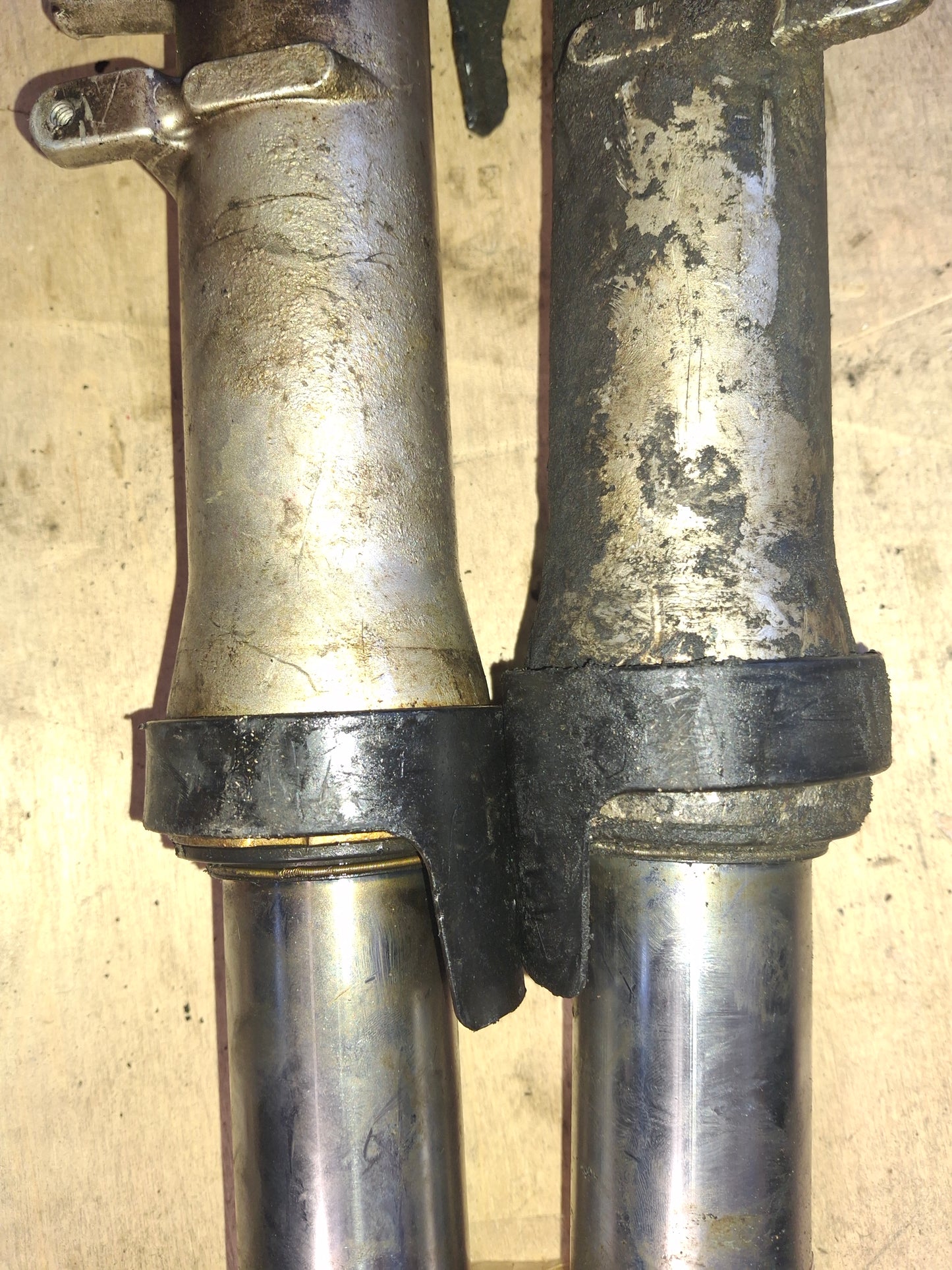Suzuki 96-99 GSXR 750 97-00 GSXR 600 SRAD Front Forks Suspension Shocks Standard
