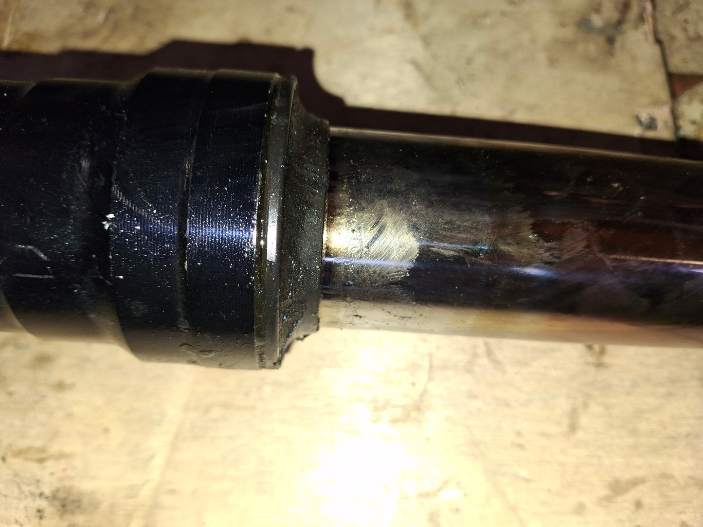 06 07 Suzuki GSXR 750 Front Forks Suspension Shocks Lower Triple Tree GSXR 600