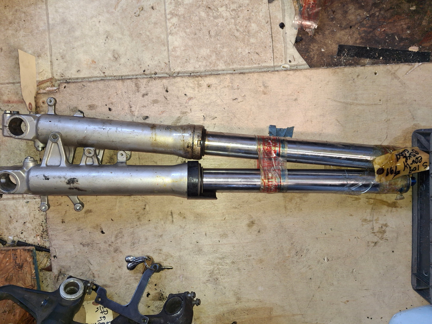 Suzuki SRAD GSXR 600 750 Front Forks Suspension Shocks S340-00 GSXR600 GSXR750