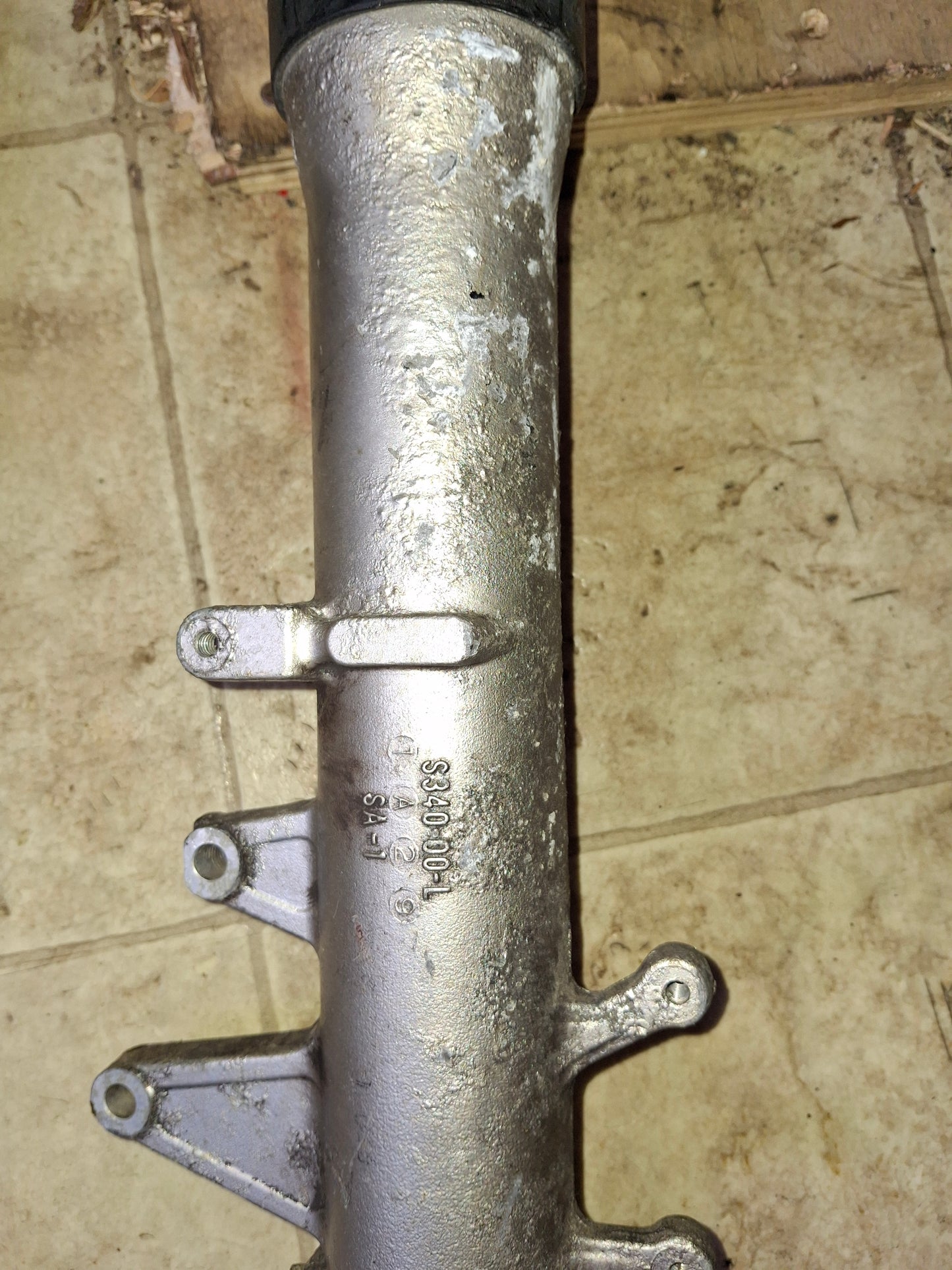 Suzuki SRAD GSXR 600 750 Forks Suspension Triple Trees ignition Steering Damper