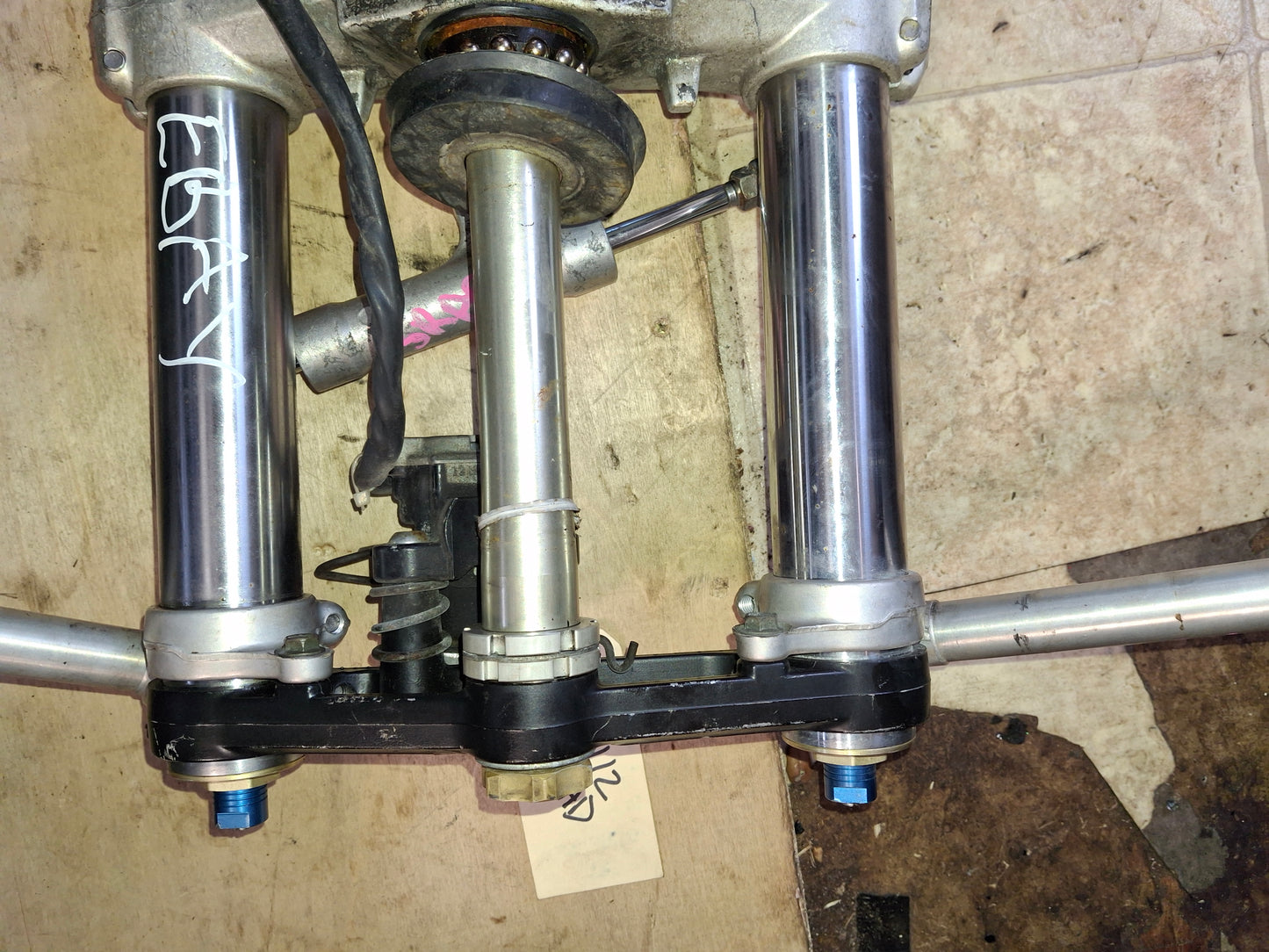 Suzuki SRAD GSXR 600 750 Forks Suspension Triple Trees ignition Steering Damper