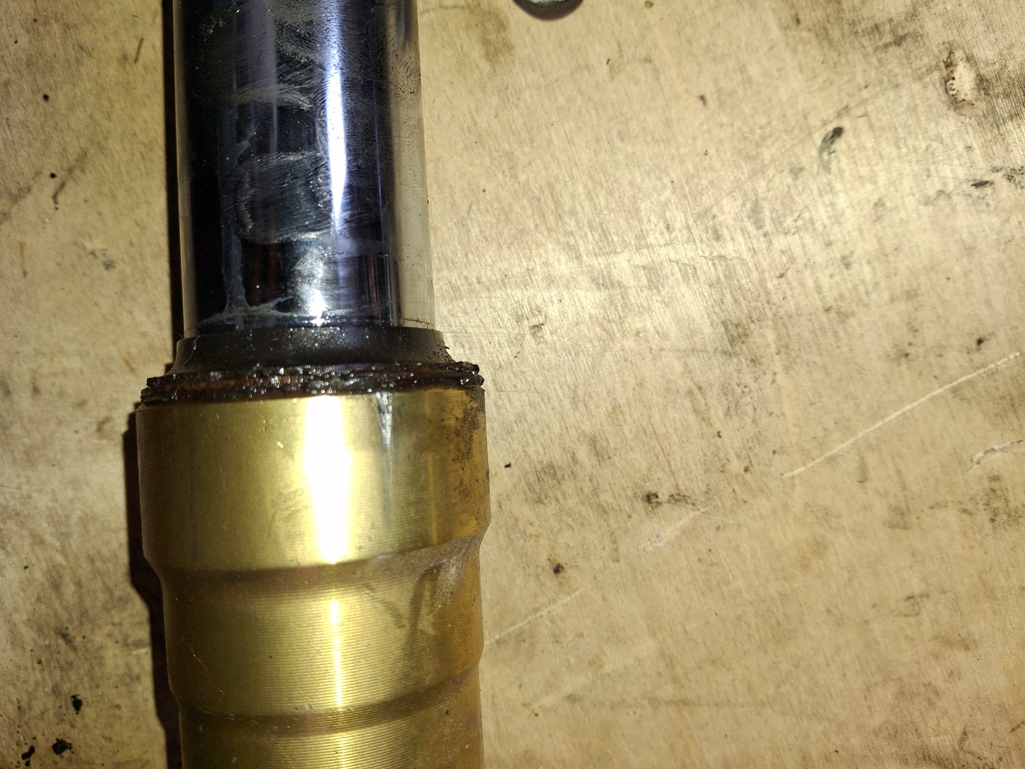 04 05 Suzuki GSXR 600 750 Front Forks Shocks Steering Damper Lower Tree S3651