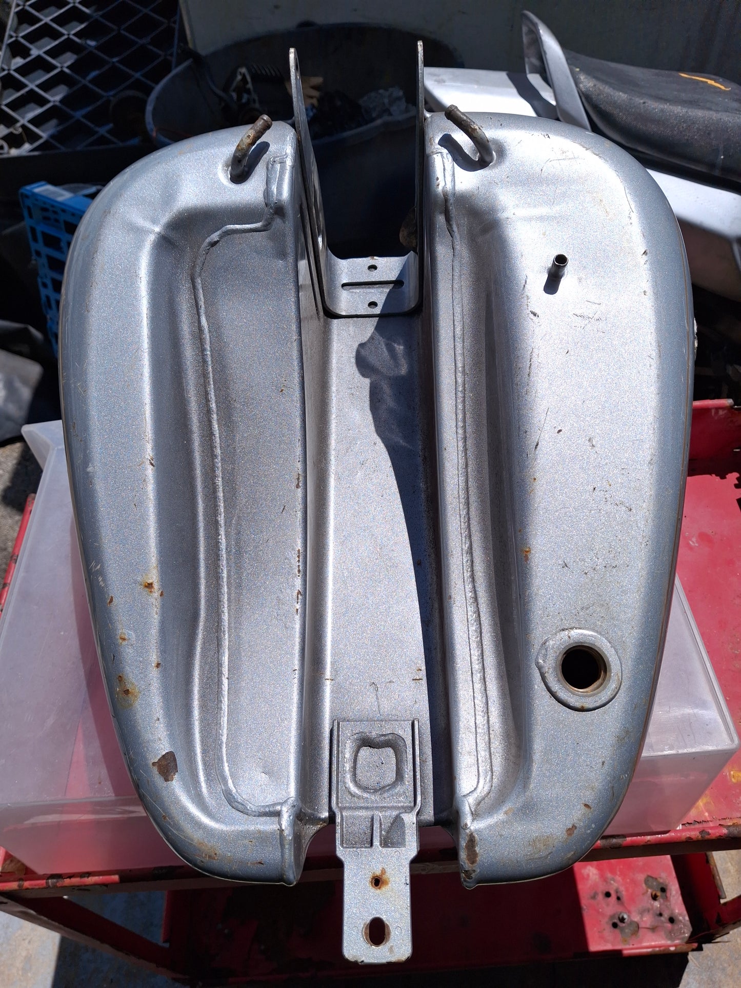 2005 Harley Davidson Heritage Softail FLSTC Gas Tank Fuel Petrol Cell