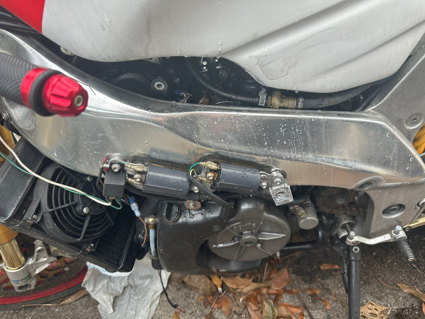 00 Aprilia RSV 1000 RSV1000 Fuel Injectors Fuel Injection Throttle Bodies
