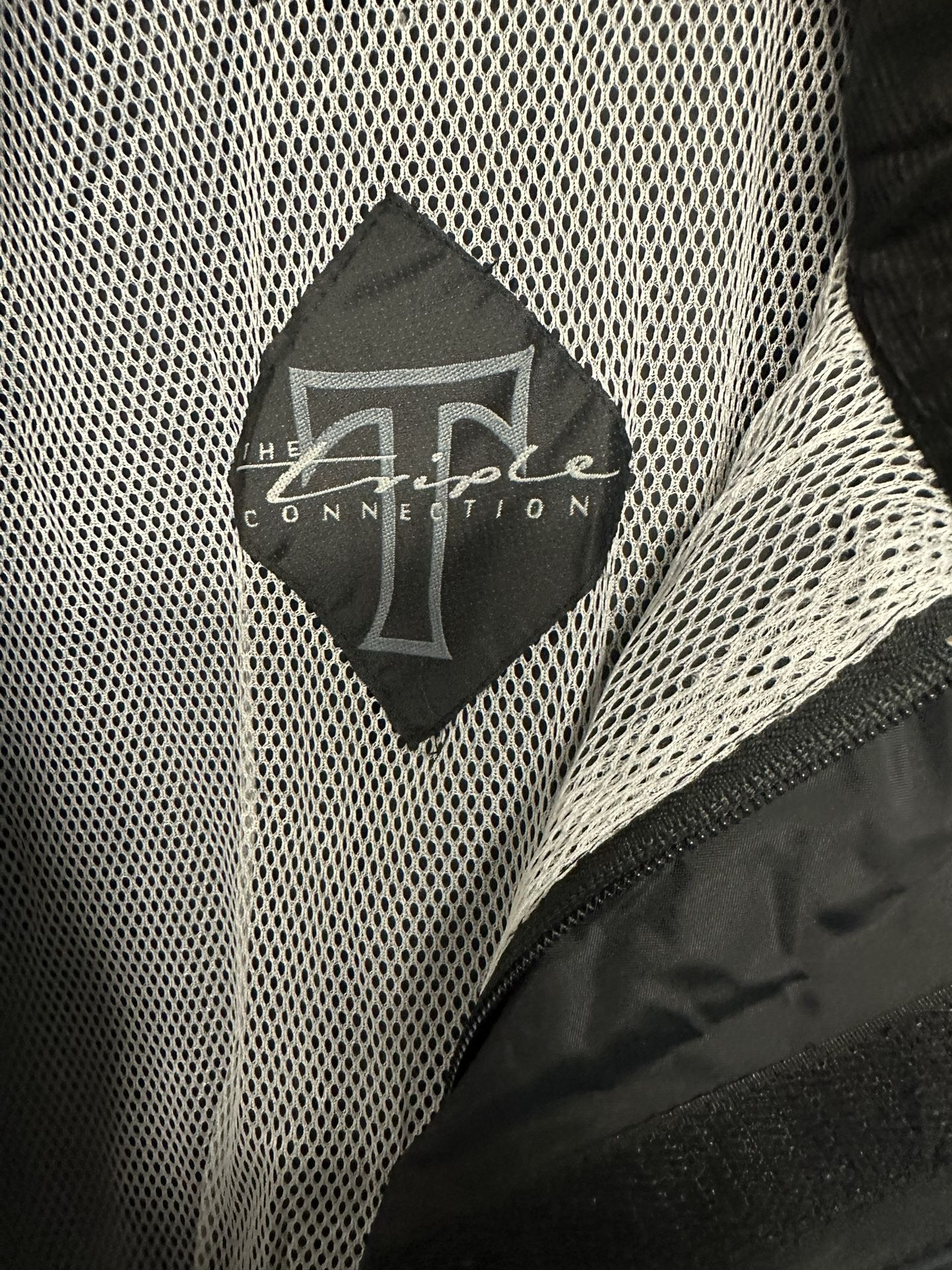 Triumph The Triple Connection Rain Gear Suit Size Medium