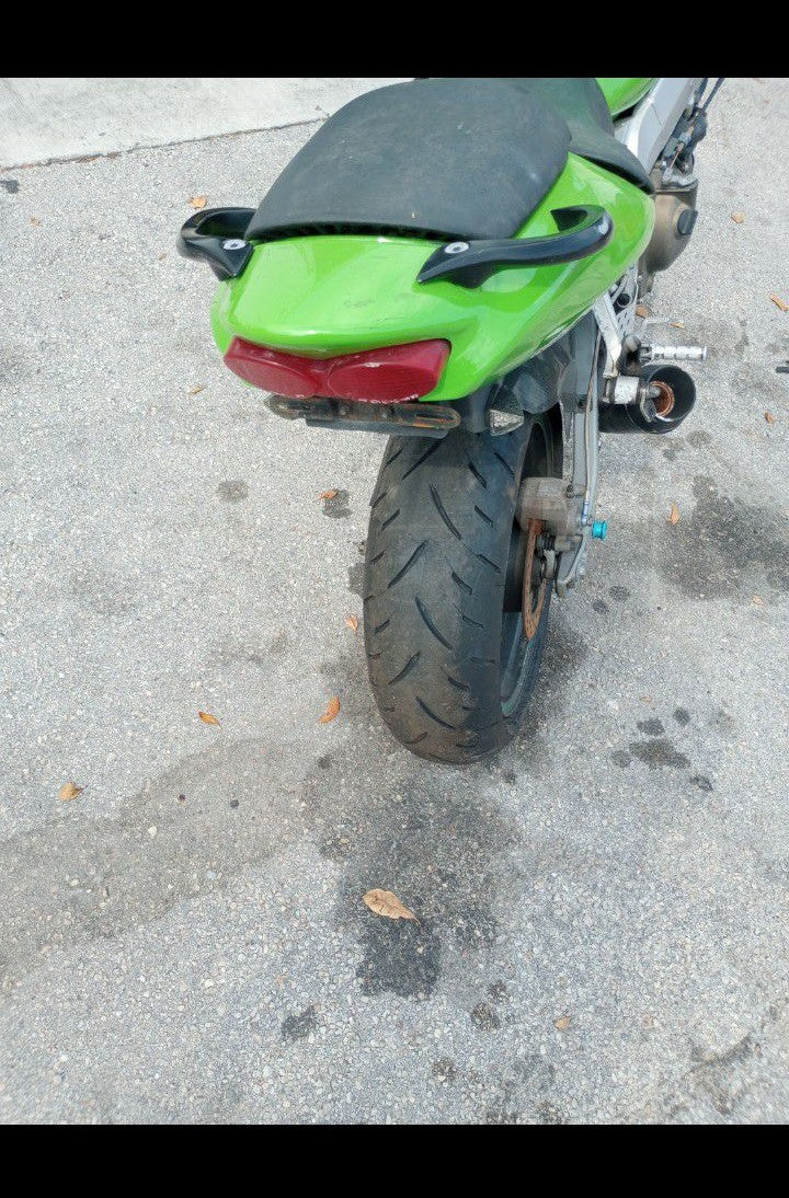 2001 Kawasaki ZX9 ZX-9 Street Fighter Mechanic Special Slightly Bent Forks ZX-9R