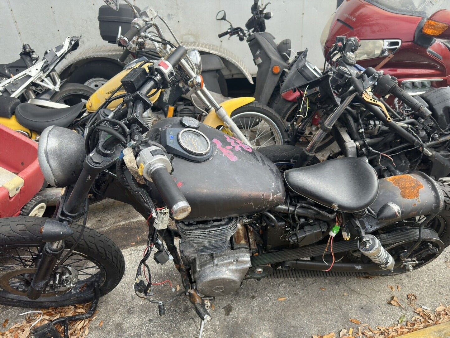 Suzuki Savage 650 LS 650 Left and Right Handle Bar Switches Run Start Kill Turn Signal Switch