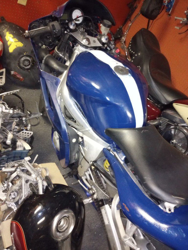 SOLD For 99-02 Yamaha YZF-R6 Main Harness Good Condition