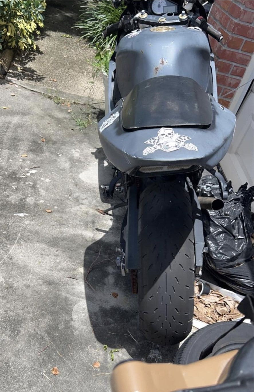 00 - 03 Suzuki GSXR For Parts Motor Gas Tank Fuel Pump Rims Headlight and More
