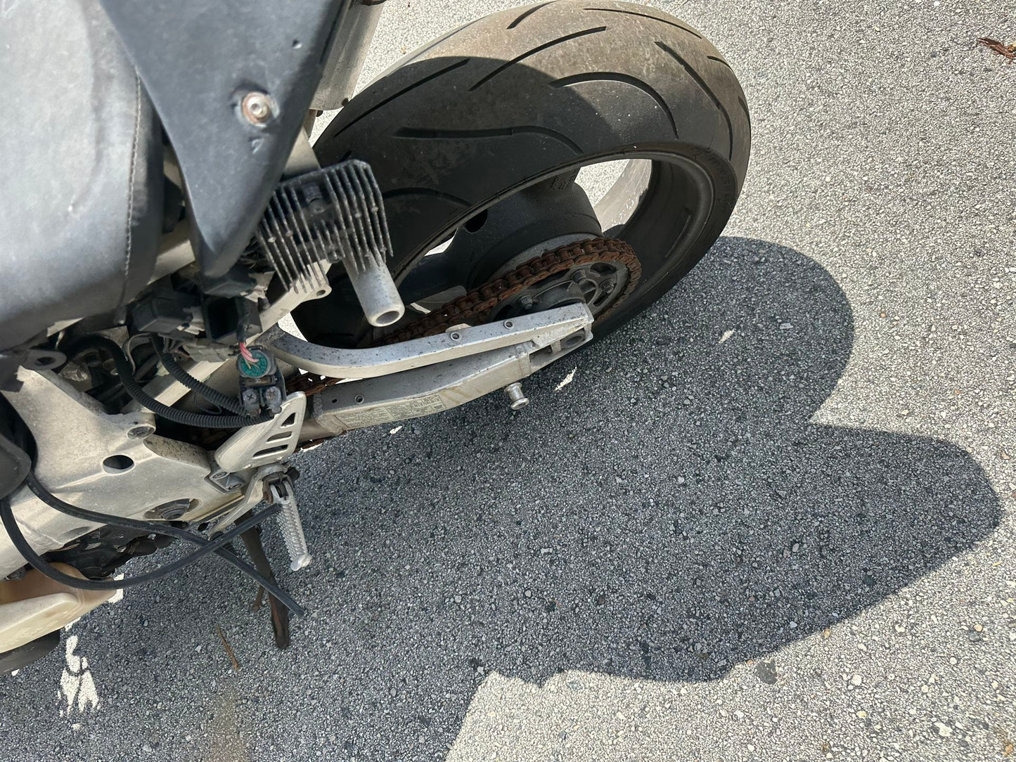 97 Suzuki GSXR 600 , Clean title, Mechanic Special , Possible Part Out