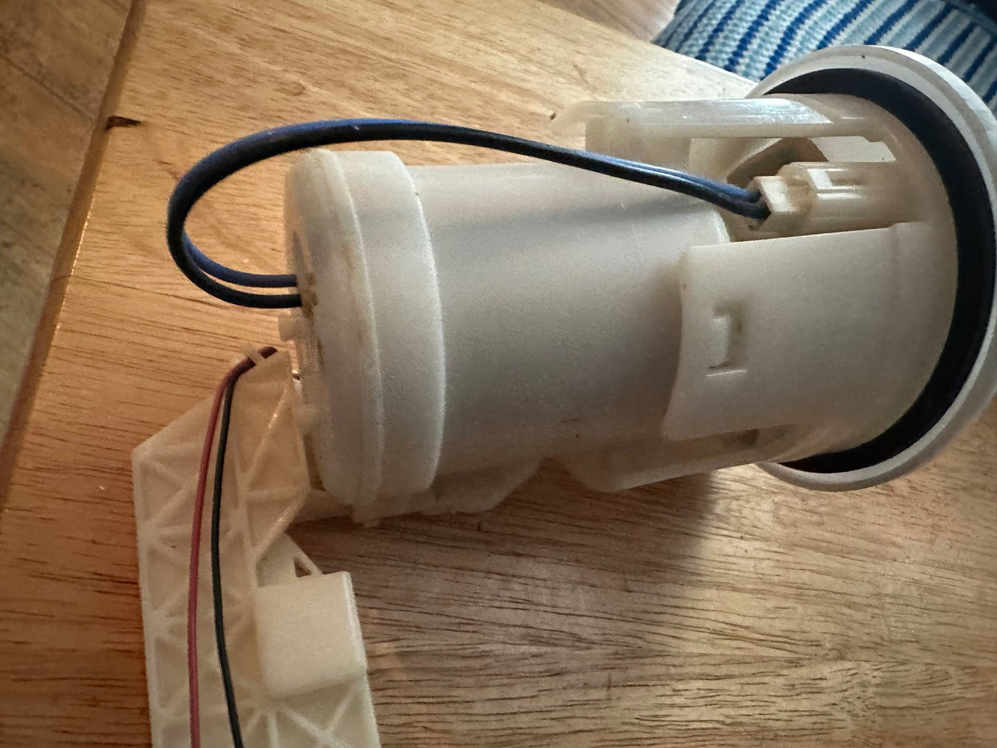 07-12 Honda CBR600RR 600RR Fuel Pump CBR 600 RR 16700-MFJ-D01
