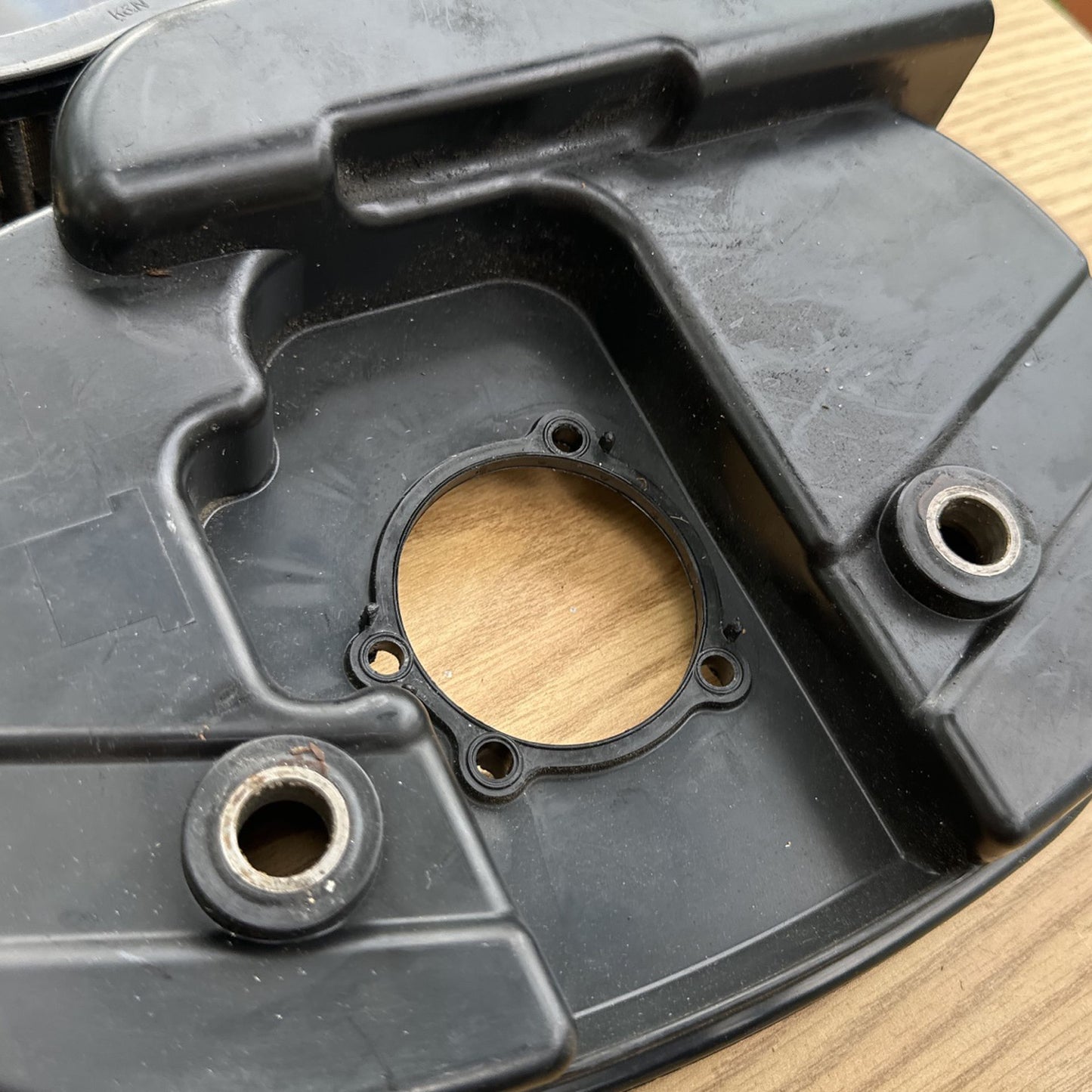 Harley-Davidson Sportster 1200 883 Complete Air Cleaner Assembly Part # 29048-04 or 29367-04 XL1200 XLH883