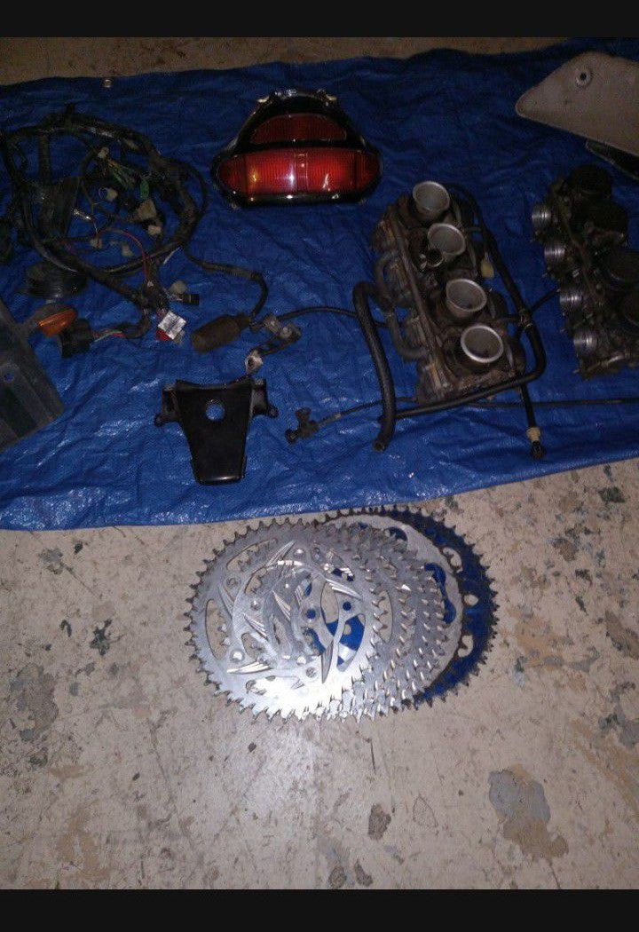 98 Honda CBR900RR 900RR CBR 900 RR Parts Bike / Mechanics Special Read Description